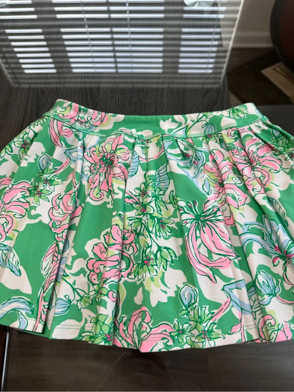 Lilly Pulitzer Green and Pink Floral Flared Skirt 🚨 kids size L or women size xs